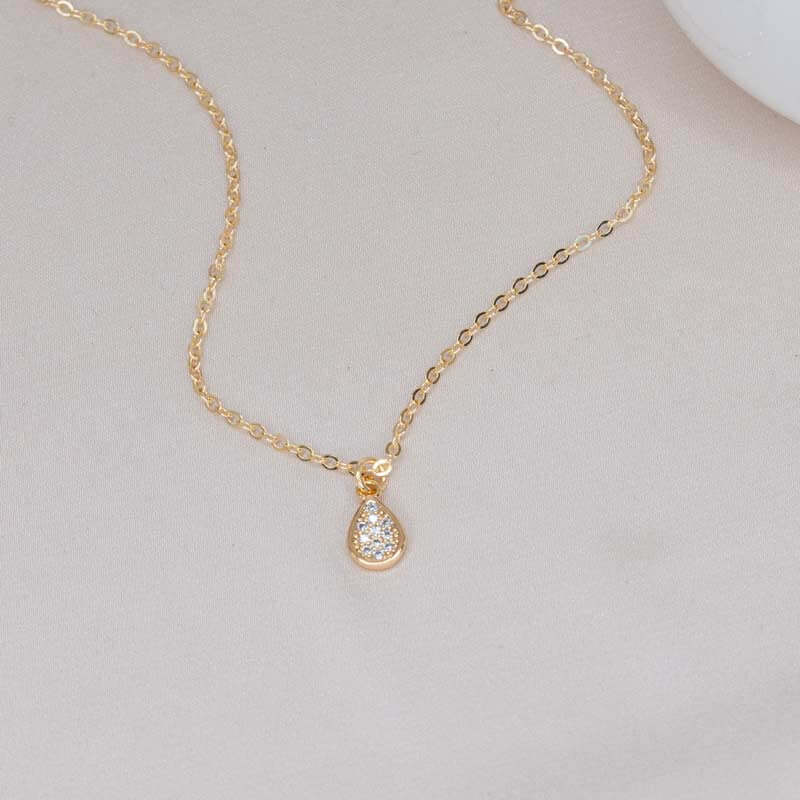 שרשרת טיפה עדינה עם זירקוניה מעוקבת