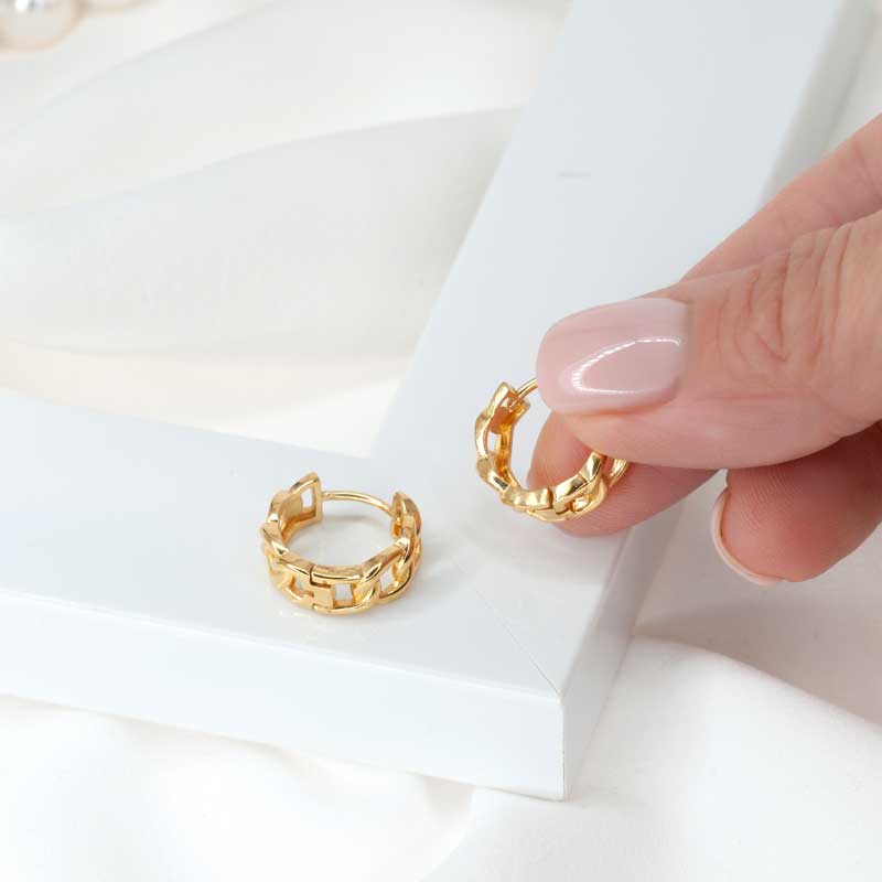 Chic Geometry: Gold Chain Hoop Earrings